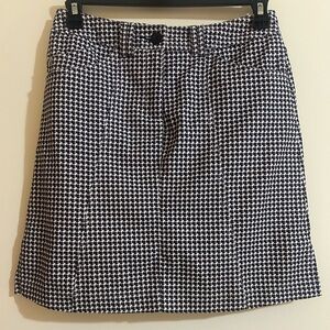 Chic Houndstooth Pencil Skirt